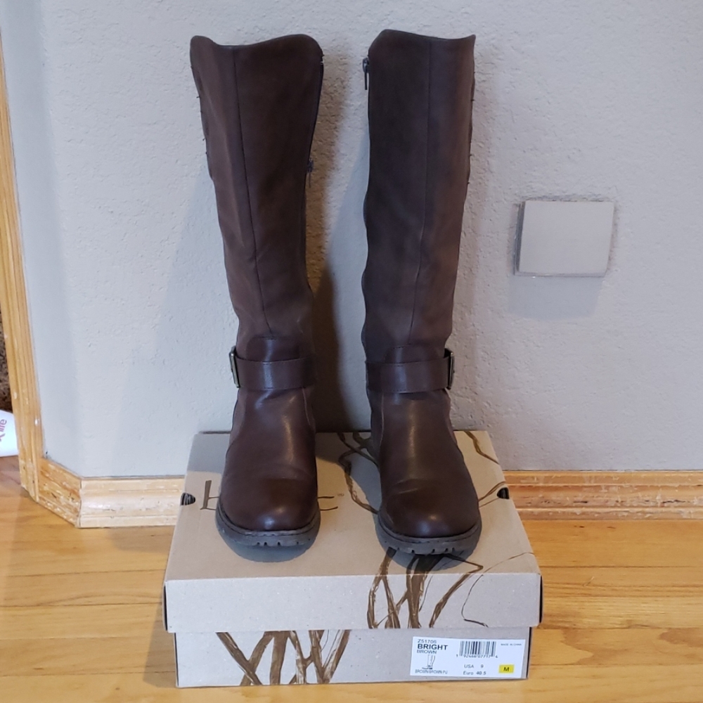 Born b.o.c. brown boots